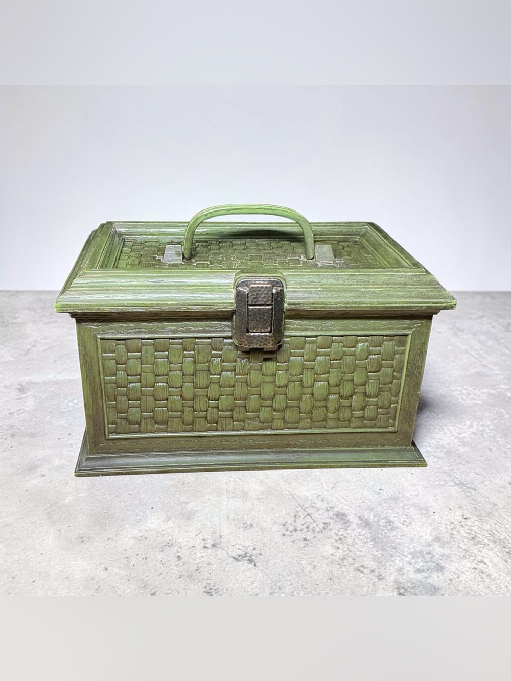 Vintage Lerner Green Sewing Box Craft Organizer Basketweave Plastic Storage Box